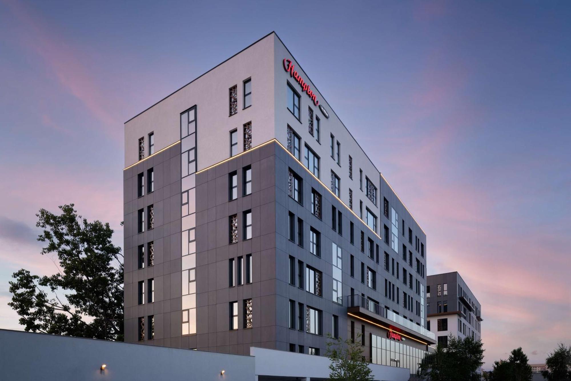 Hampton By Hilton Тыргу-Муреш Экстерьер фото